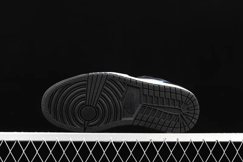 All categories Air Jordan Jordan series basketball shoes Air Jordan 1 Mid Air Jordan 1 Mid AJ1 Joe 1 black and white blue panda mid-top cultural basketball shoes 554725-140